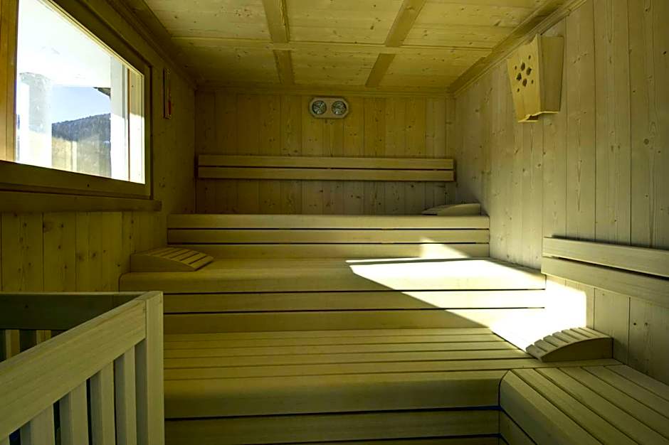 Family and Wellness Residence Ciasa Antersies