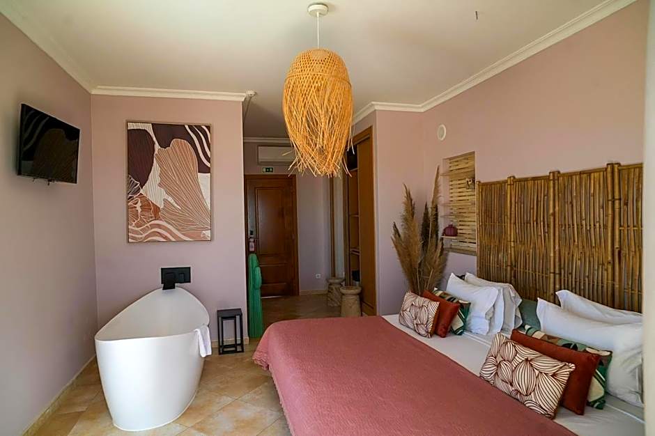 Arrifana Destination Suites