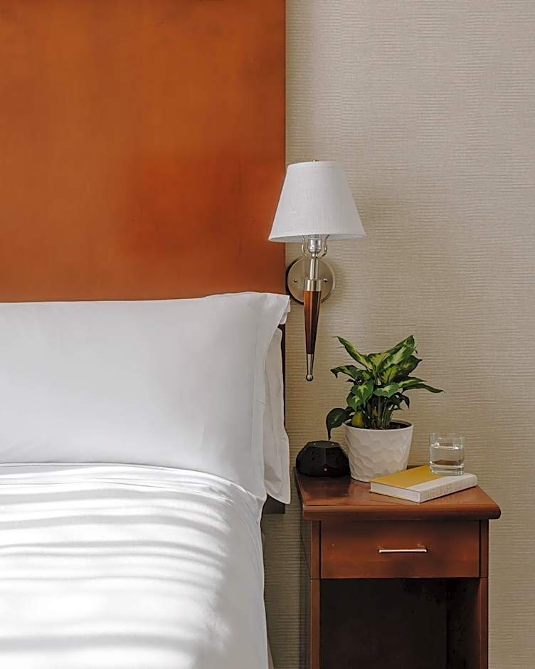 Club Quarters Hotel in Philadelphia