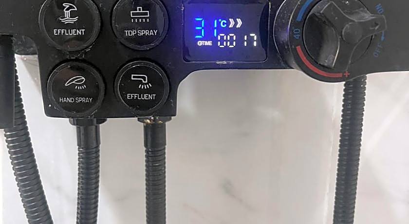 Thonglor Suites Hotel