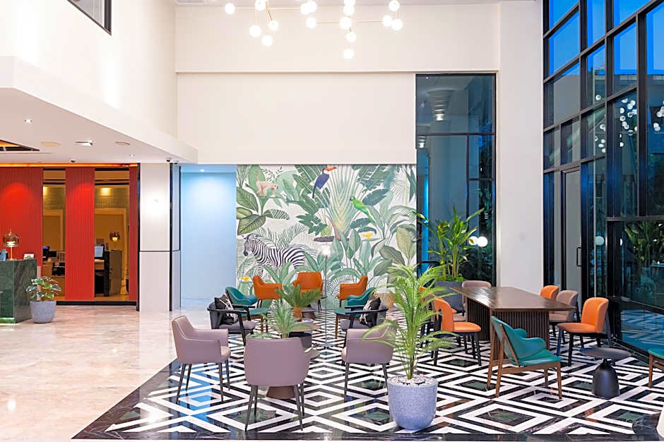 Buri Sriphu Boutique Hotel