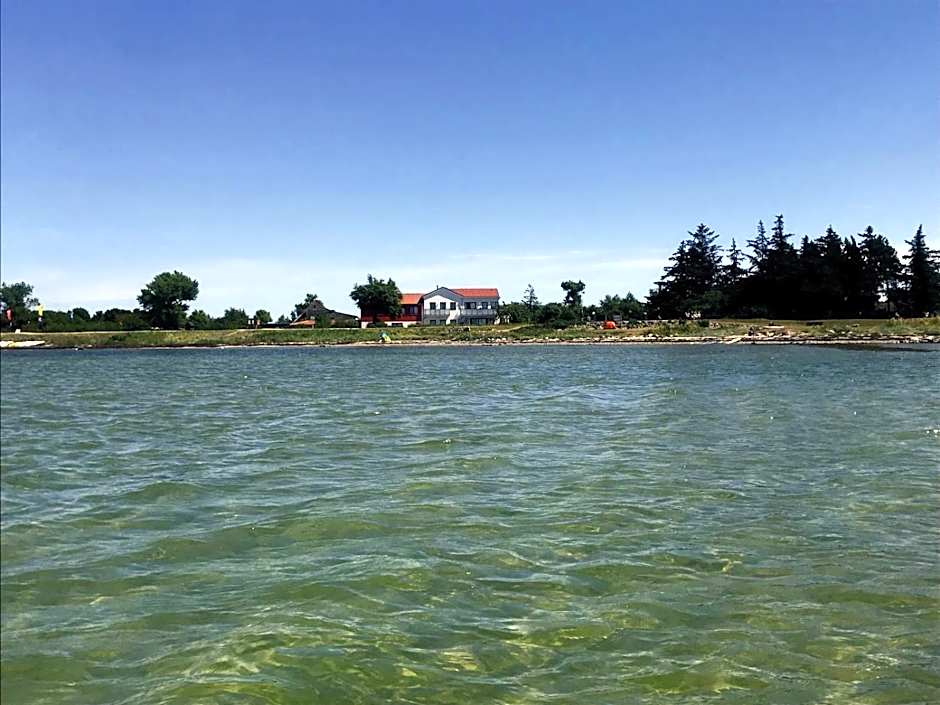 Haus Achtern Diek in erster Reihe am Meer