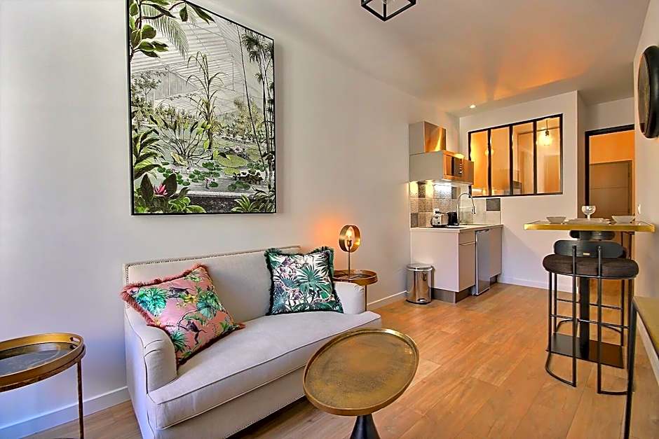 LES TOITS DU VIEUX-PORT