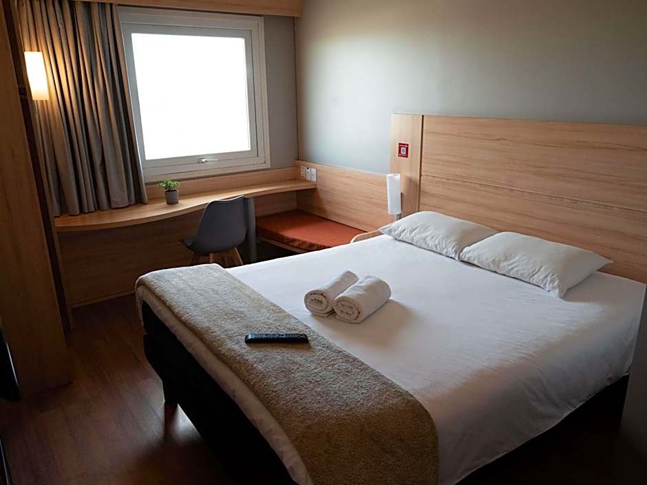 Ibis Concepcion