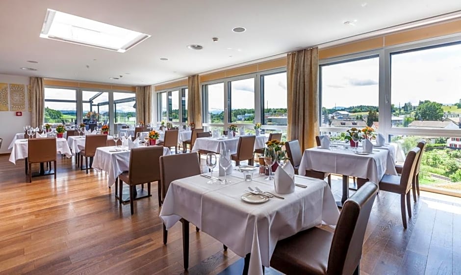 Hotel Swiss Star