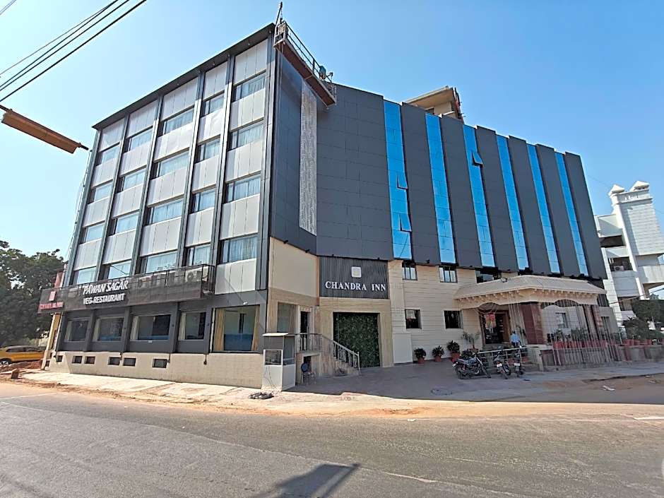 Chandra Inn