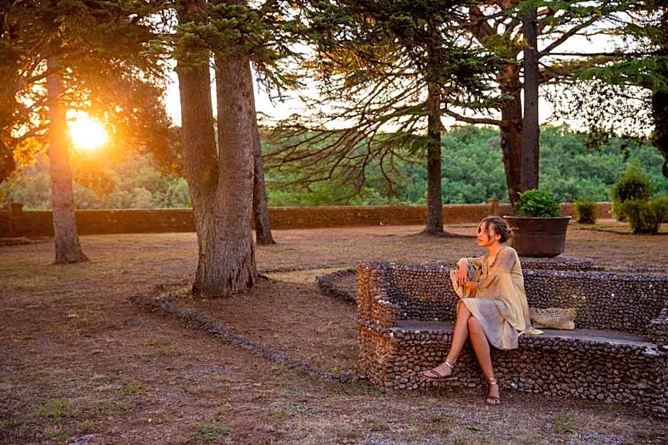 ISA-Residence with swimming pool surrounded by greenery just 5 minutes from Massa Marittima