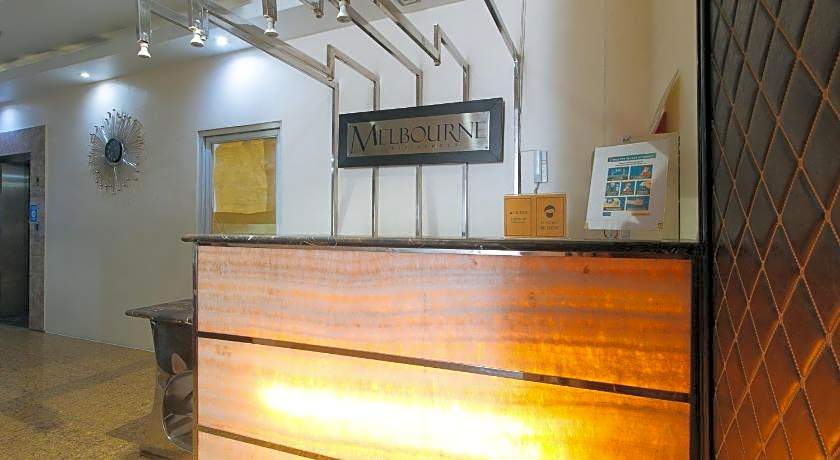 RedDoorz @ Melbourne Suites Makati