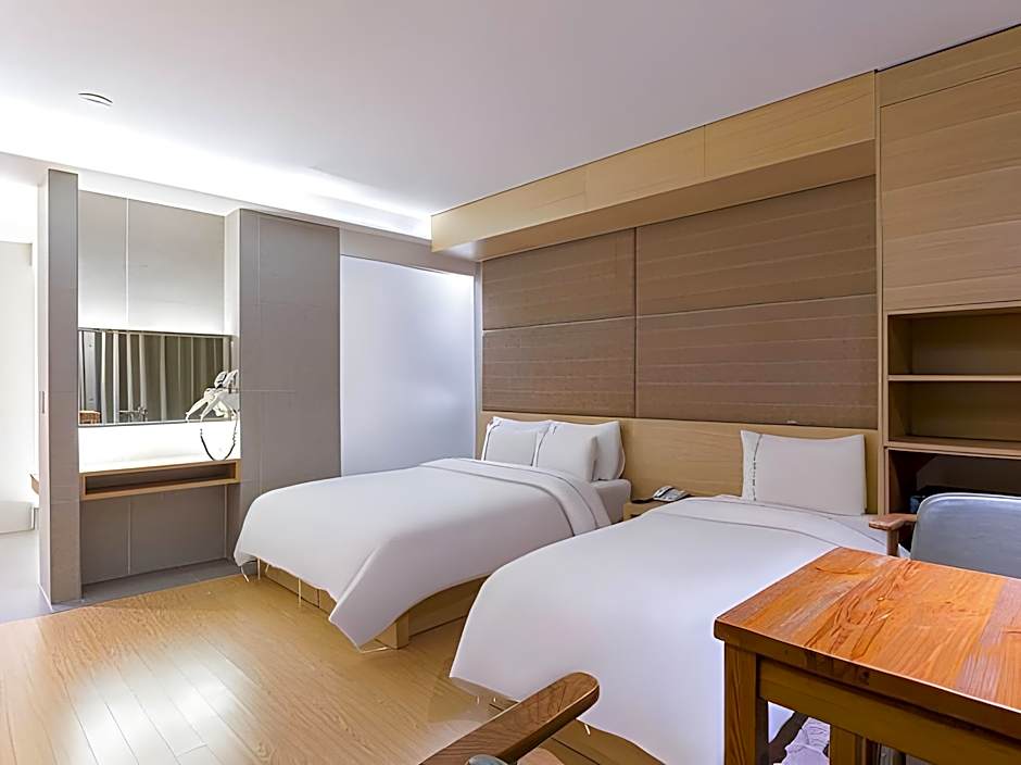 Business Design Hotel Luv