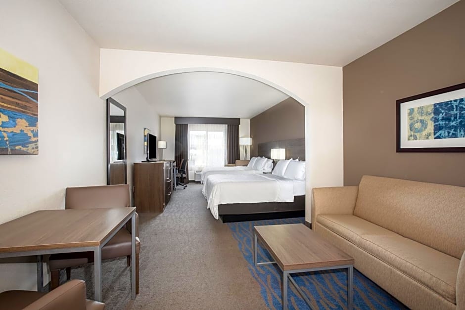 Holiday Inn Express & Suites Manhattan By IHG
