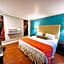 Casa Blanca Hotel & Suites Orange SR-55 Freeway, Near Honda Center, Chapman University, Disneyland