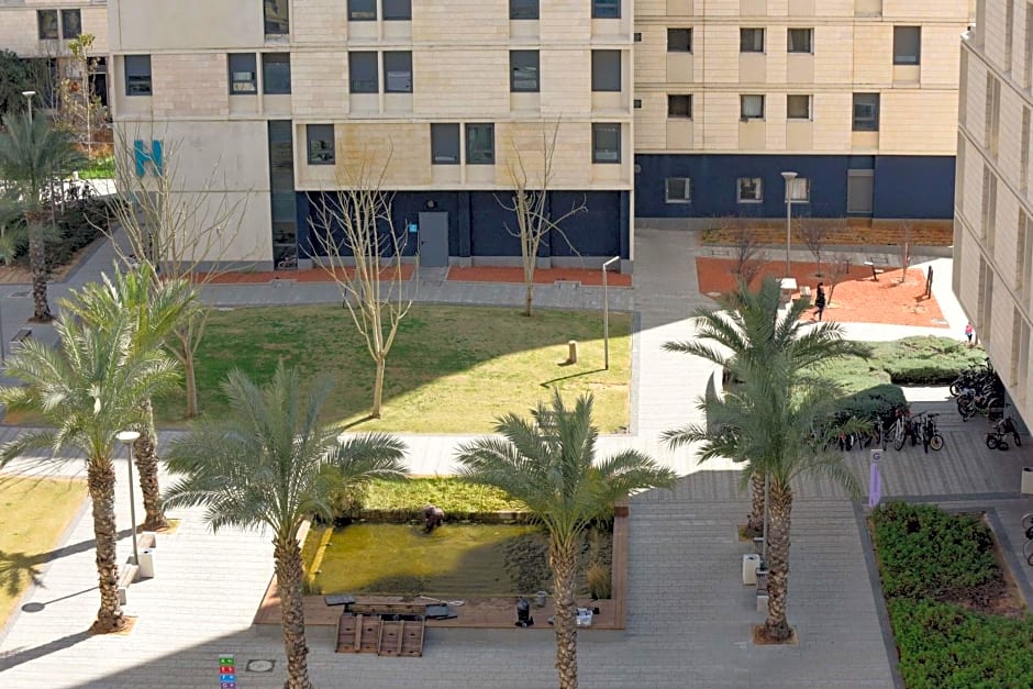 דירות גני תערוכה - TLV university apartments near Expo by Sea N' Rent
