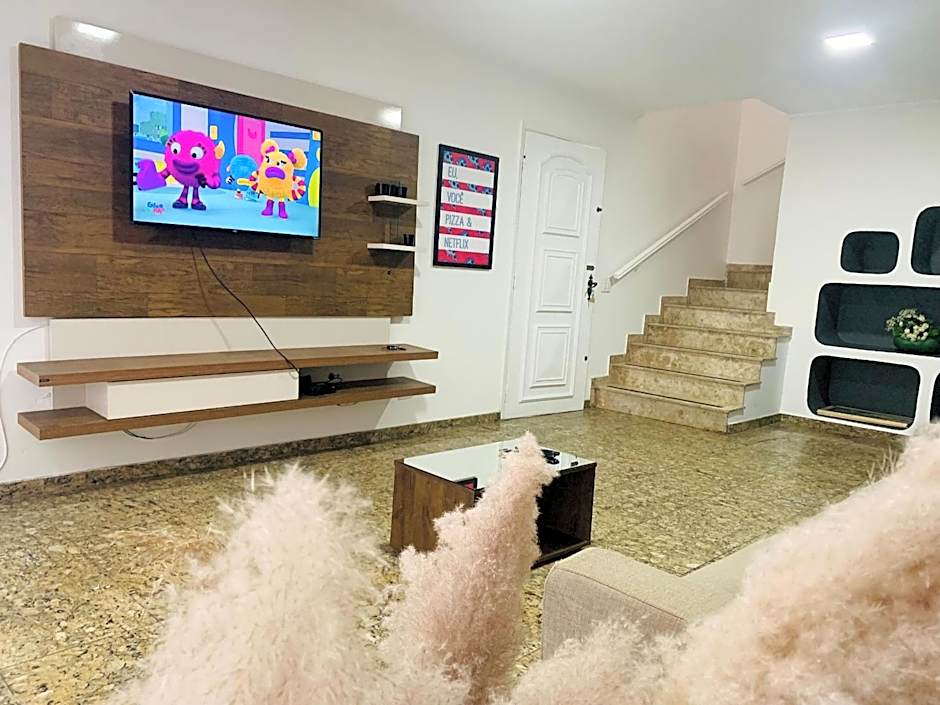 Sobrado Amplo ( 5 min Hosp. Eintein)