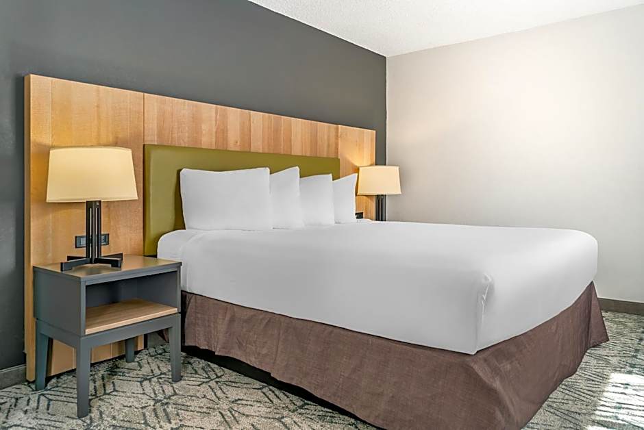 Country Inn & Suites by Radisson, Frederick, MD