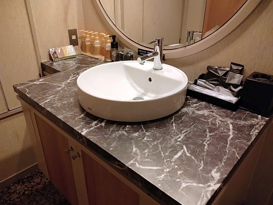 Hotel Beni East (Adult Only)