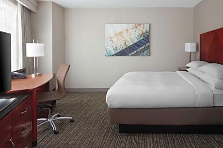 Concierge lounge access, Guest room, 1 King