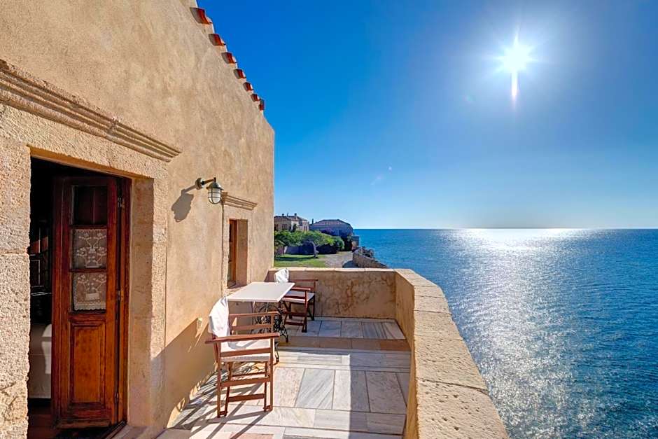 Malvasia Traditional Hotel