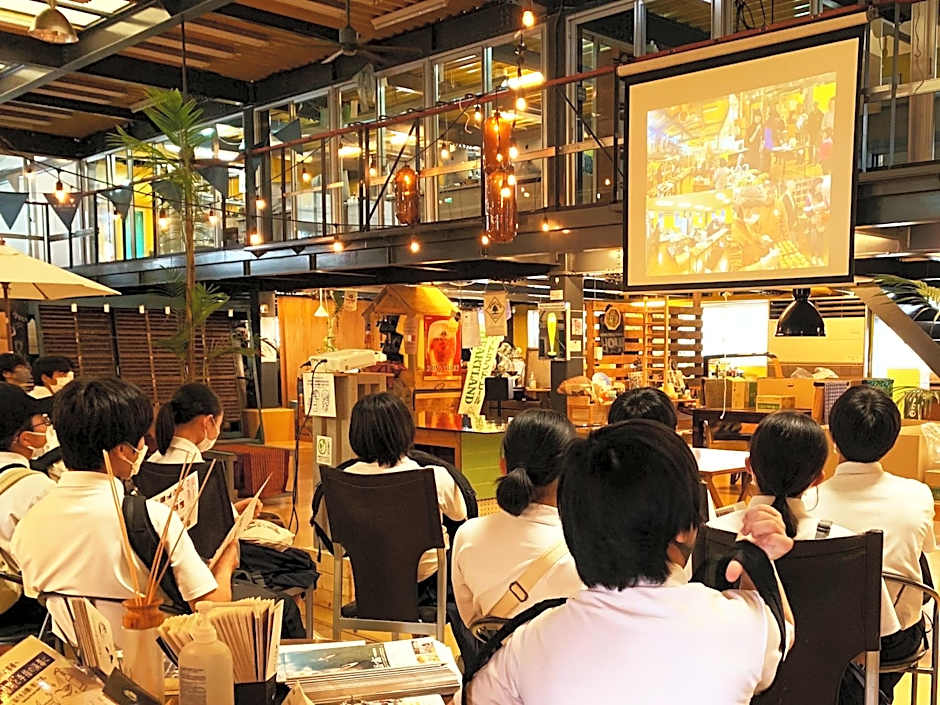 ADLIV/Factry Stay/工場に泊まれる