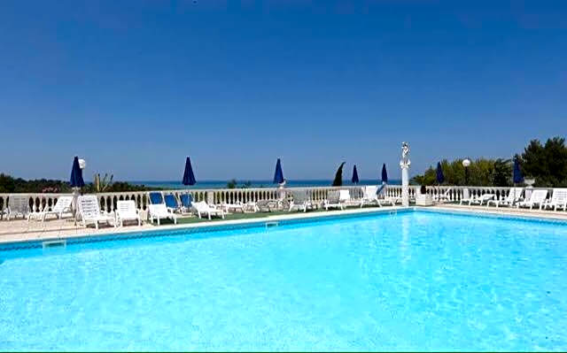 RESIDENCE EMARINE con SERVIZIO SPIAGGIA INCLUSO