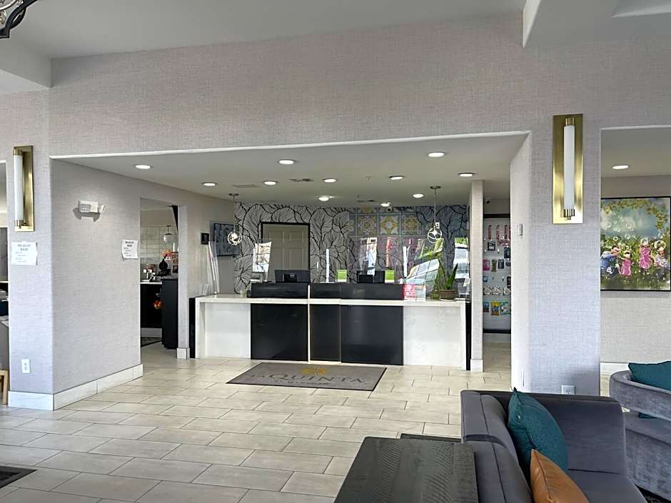La Quinta Inn & Suites by Wyndham Hesperia Victorville