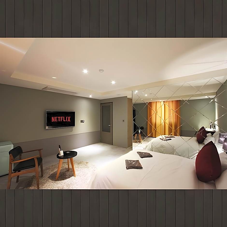 SR Design Hotel
