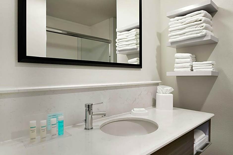 Hampton Inn By Hilton & Suites St. Louis/Alton, IL