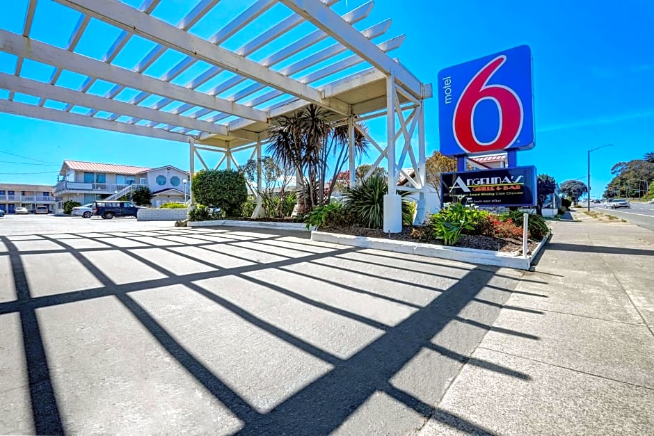 Motel 6 Fort Bragg