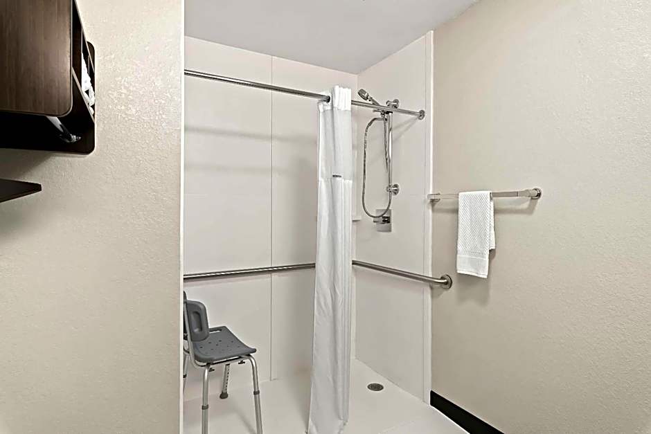 Quality Inn & Suites Dumas