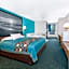 Super 8 by Wyndham Huron