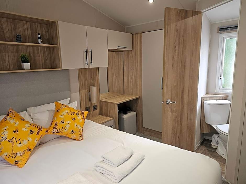 Mawgan Pads Trevella Crantock