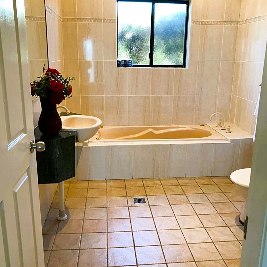 Turners Vineyard Motel