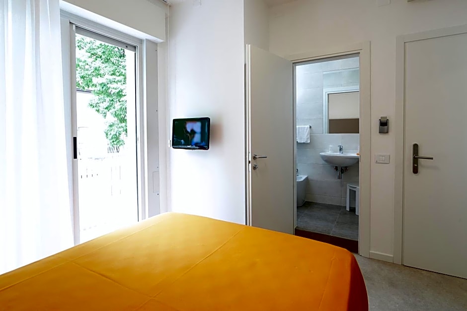 Hotel Simi Lan