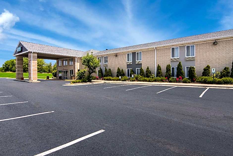 Quality Inn Aurora - Naperville Area