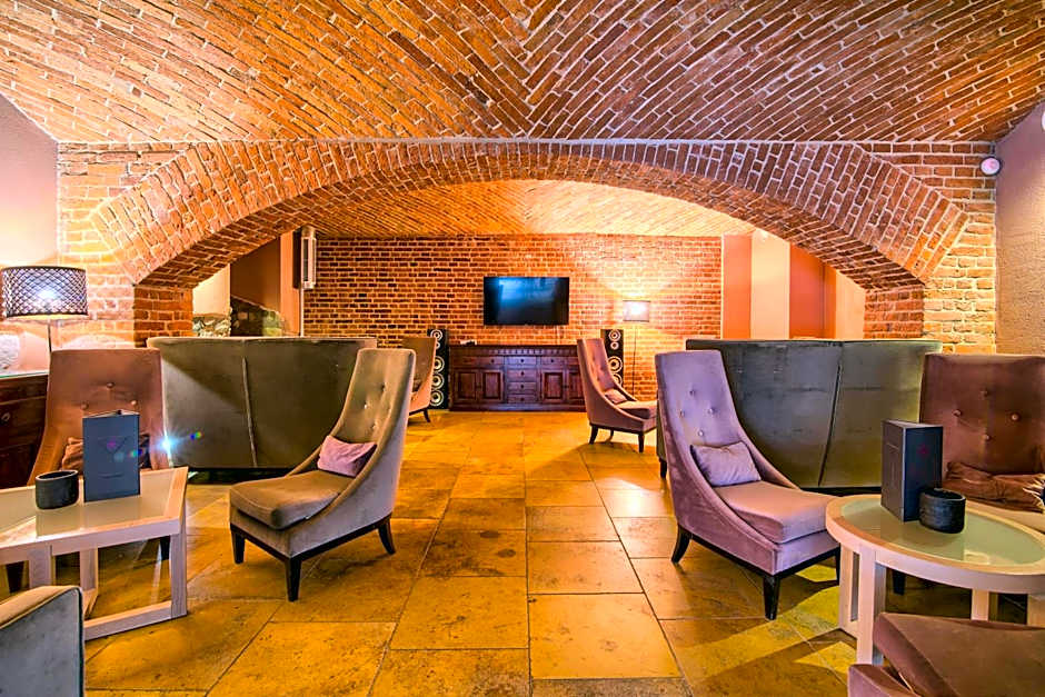 Hanza Paac Wellness & SPA