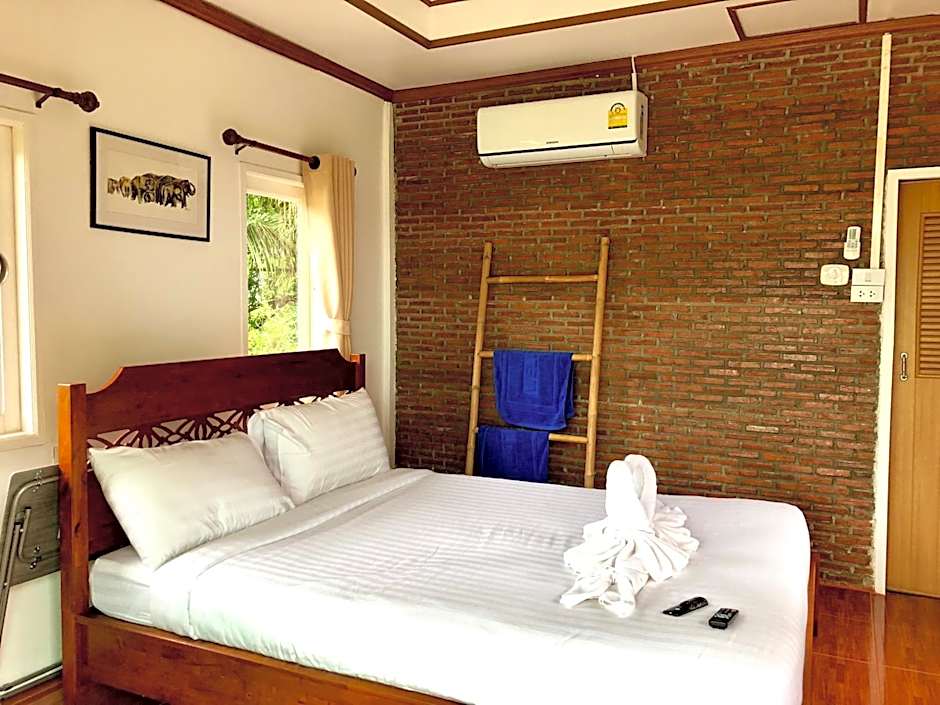 Baan Thung Home Stay