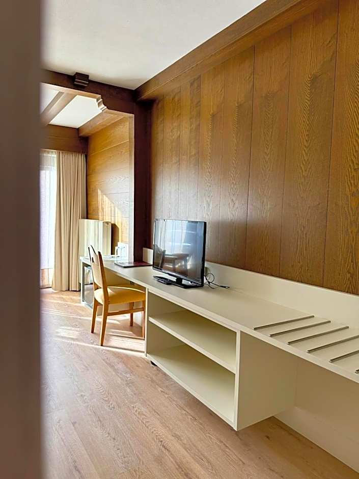 Hotel Am Wolfgrubenersee