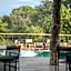 Little Kubu Lodge
