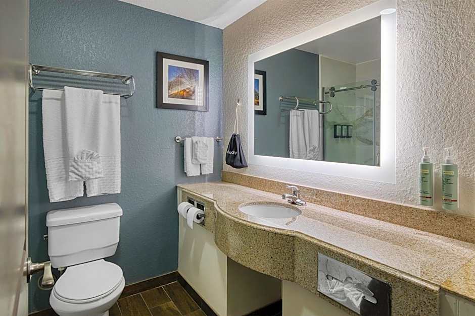 Best Western Waldo Inn & Suites