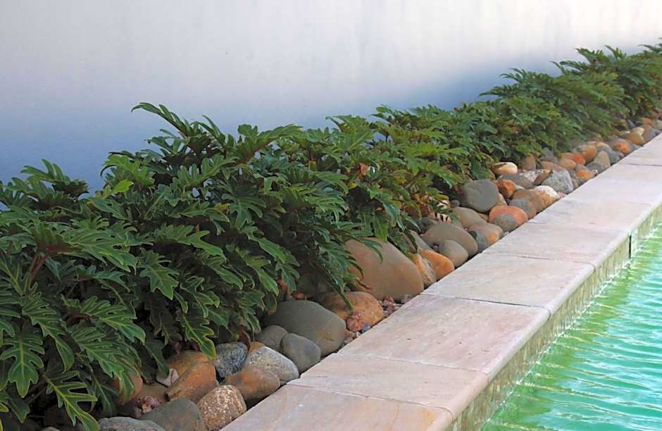 Lennox Holiday Apartments