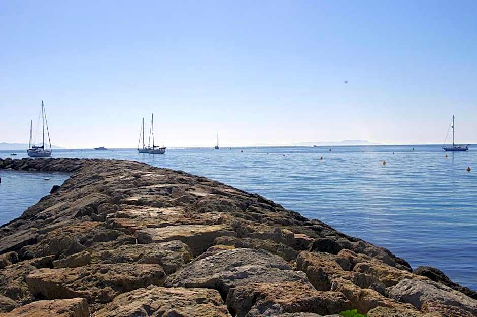 Les Stoechades
