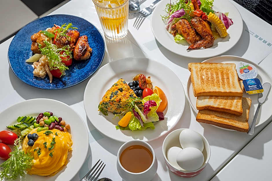 Kindness Hotel - Kaohsiung Main Station