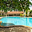 Royal Twins Palace Hotel
