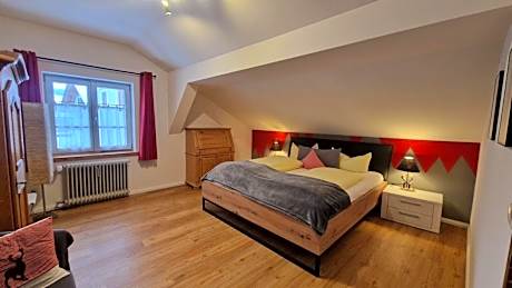 Apartment - Split Level