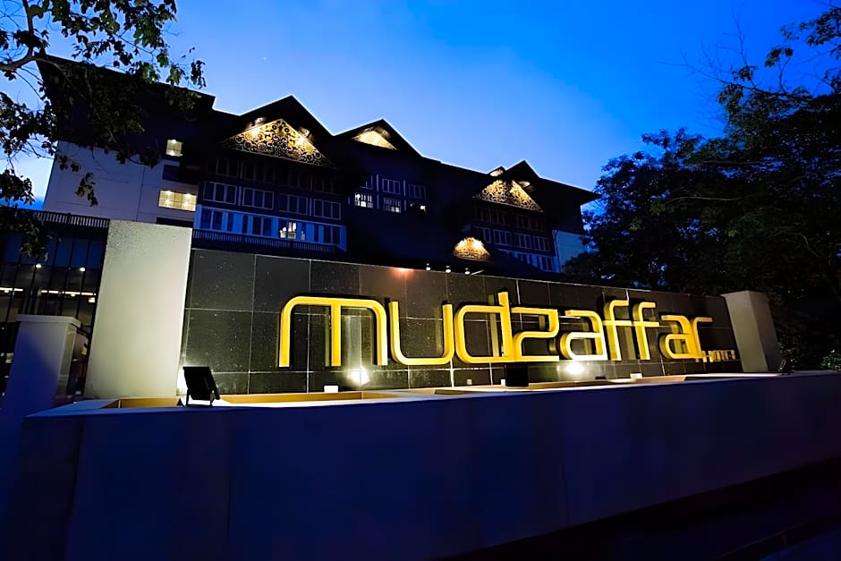 Mudzaffar Hotel