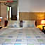Kim Long Hotel