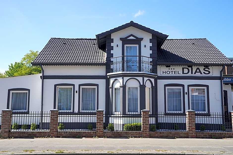 Photo 1 of 50 of Hotel Dias