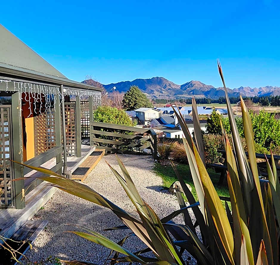 Alpine Garden Motel