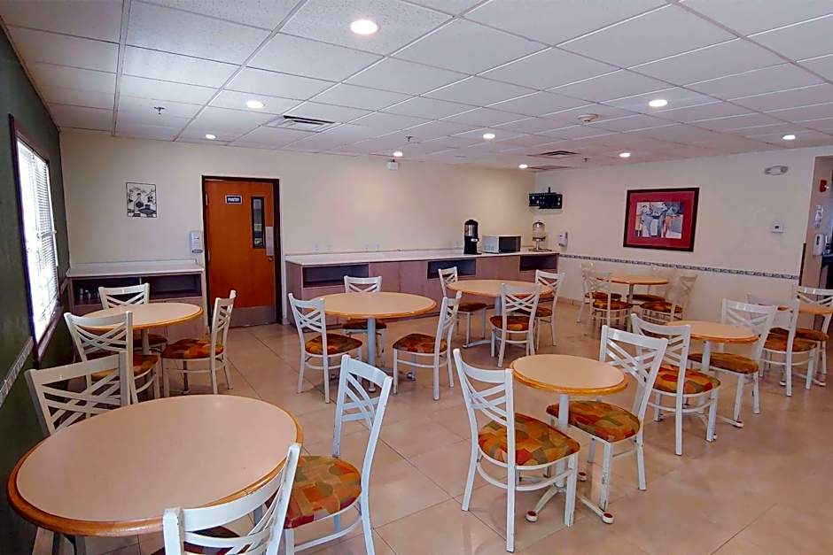 Microtel Inn & Suites by Wyndham Ciudad Juarez/US Consulate