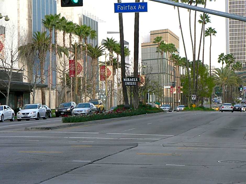 Wilshire Orange Hotel