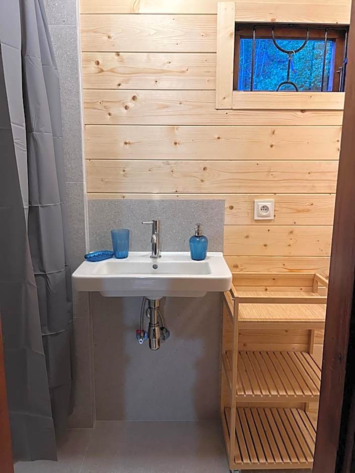 Drewniany Domek BB Nad Rzeką